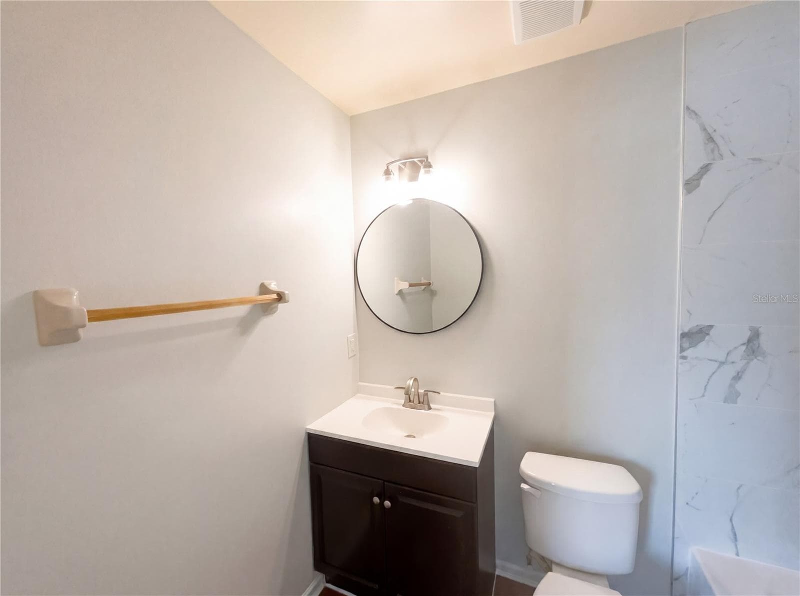1015 WESTSIDE DRIVE — photo 13 of 23