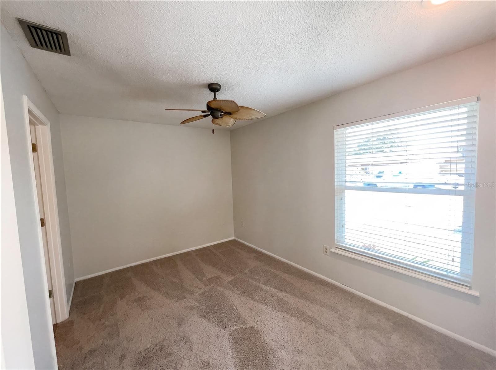 1015 WESTSIDE DRIVE — photo 10 of 23