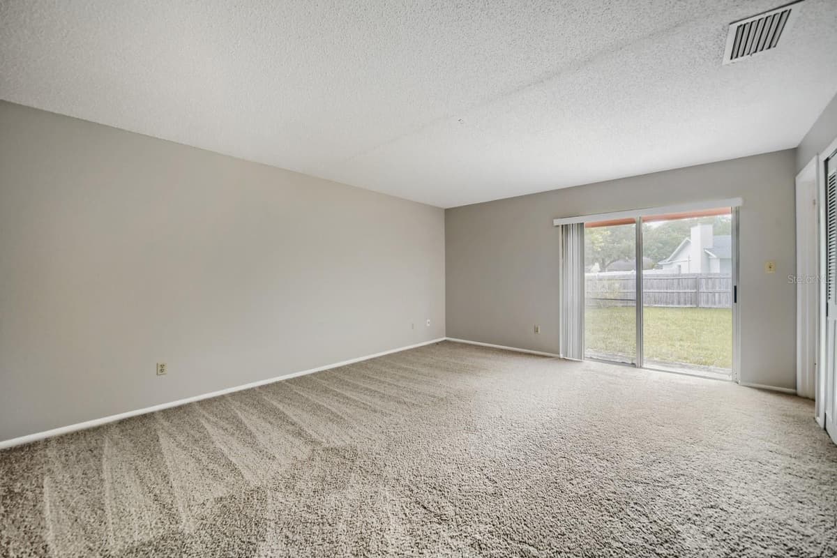 717 LANCEWOOD DRIVE — photo 12 of 26