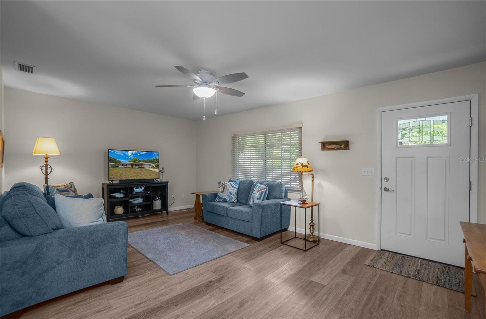 9302 REDWOOD PLACE — photo 7 of 50