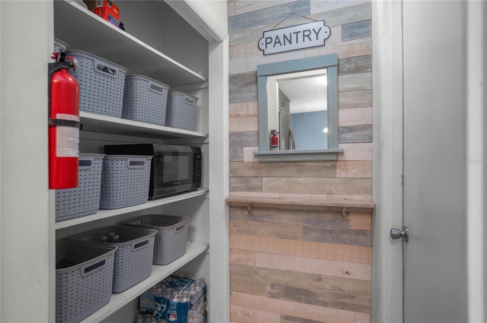 9302 REDWOOD PLACE — photo 14 of 50