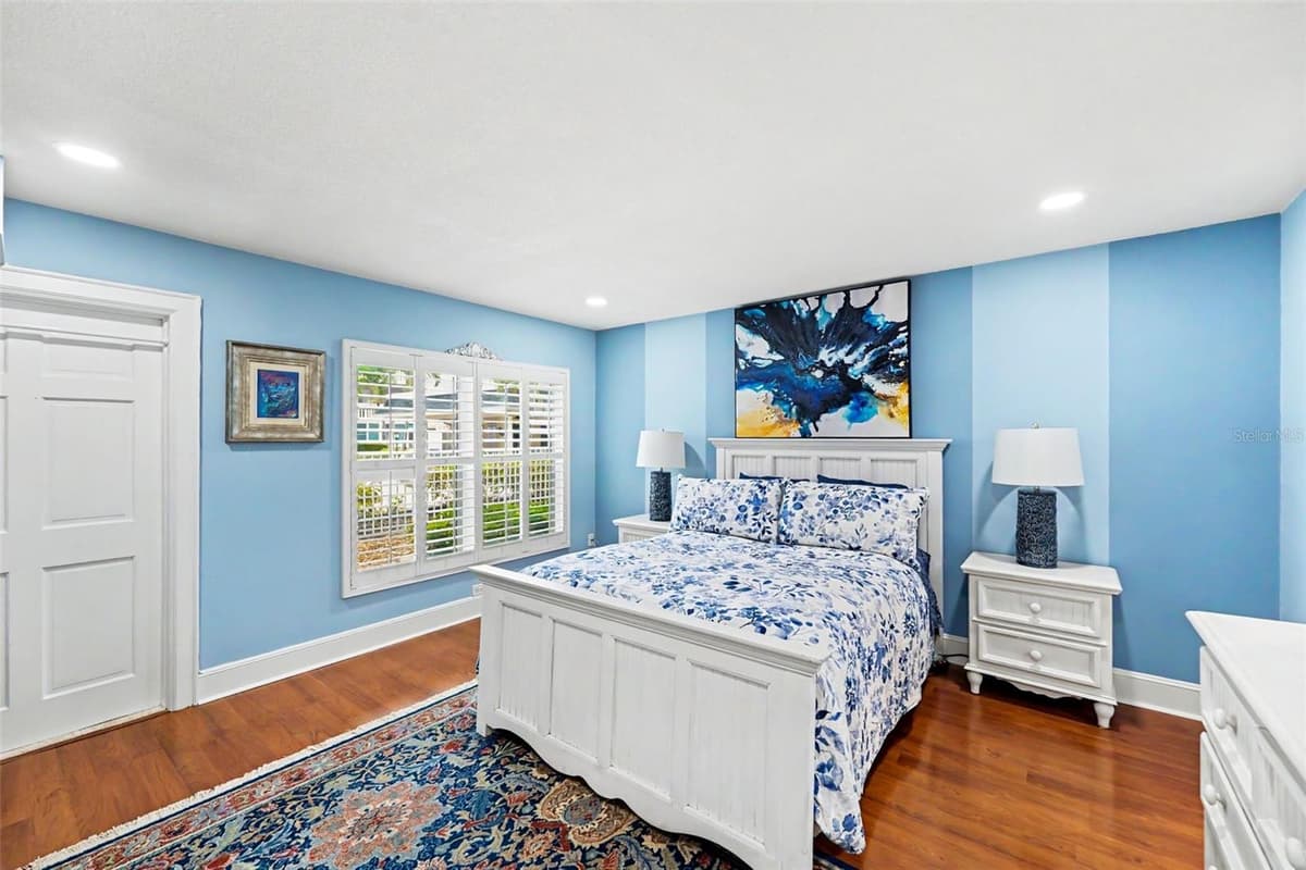 139 BLUFF VIEW DRIVE — photo 11 of 24