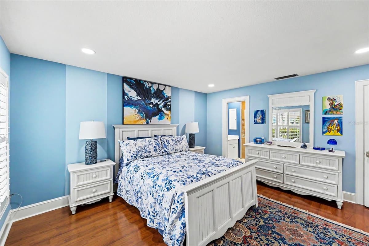 139 BLUFF VIEW DRIVE — photo 12 of 24