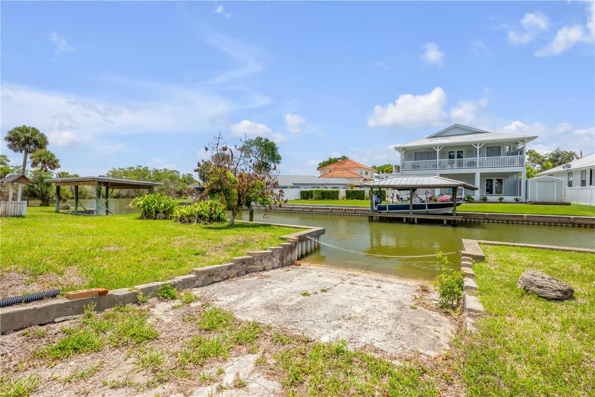 192 AZALEA ROAD — photo 19 of 94