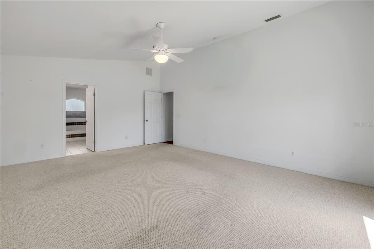 192 AZALEA ROAD — photo 8 of 94