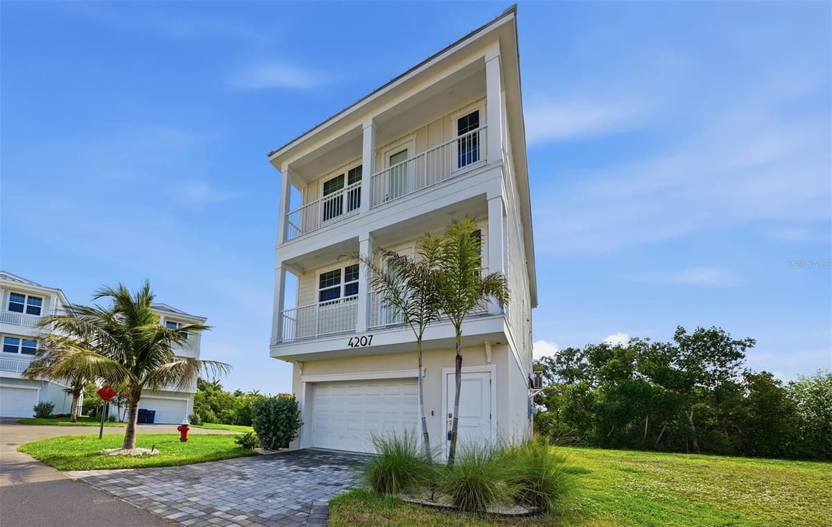 4207 MARINA VIEW WAY — photo 3 of 62