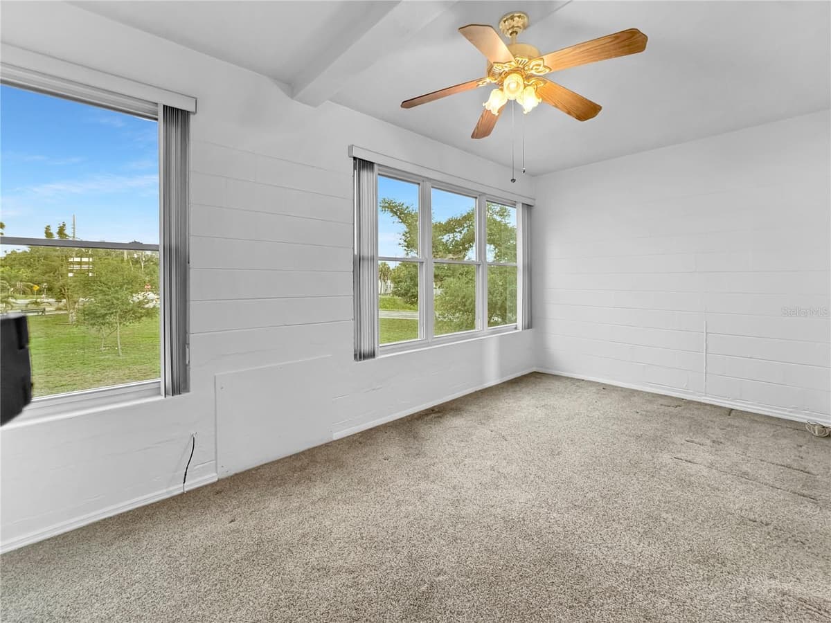 4300 58TH STREET — photo 15 of 18