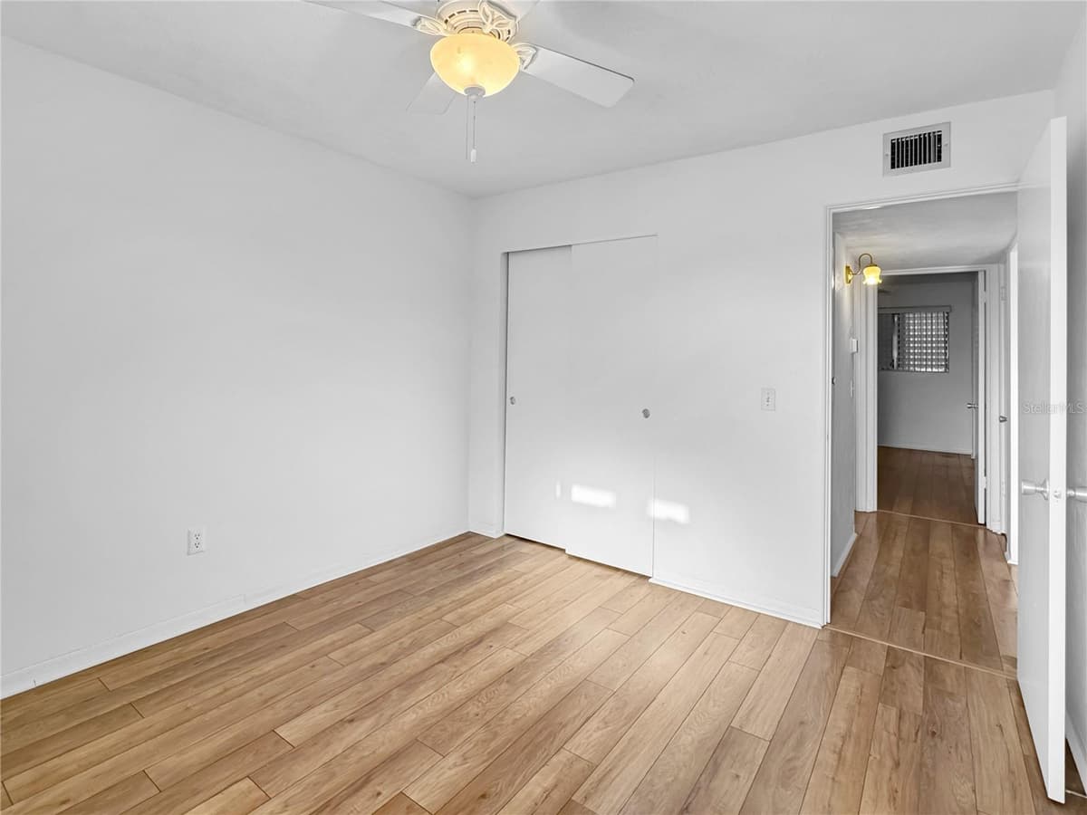 4300 58TH STREET — photo 8 of 18