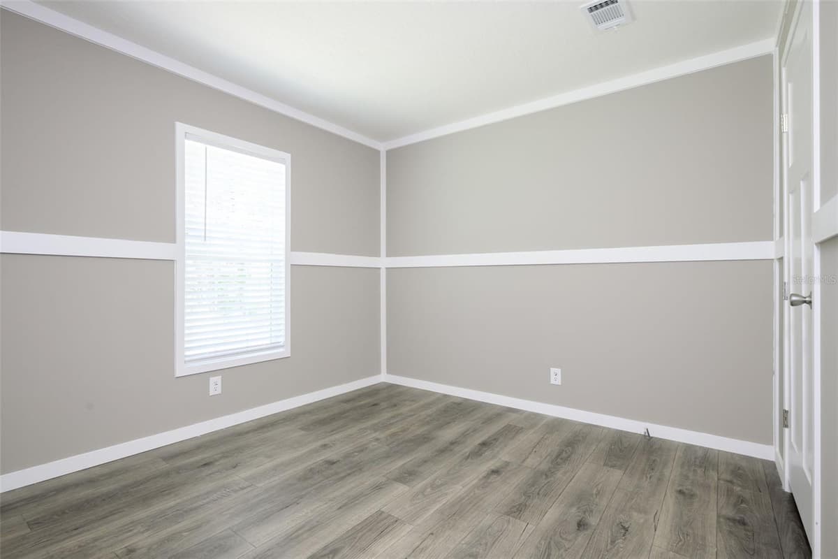 374 SISCO ROAD — photo 13 of 40