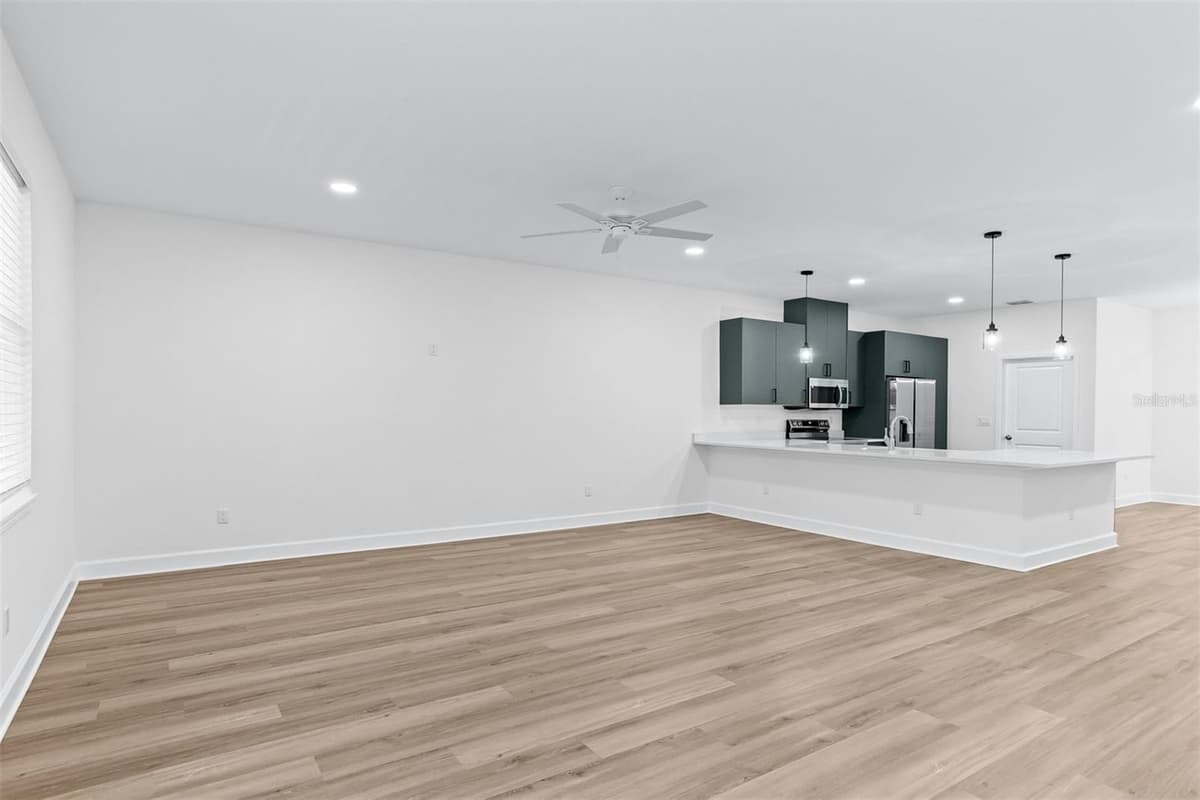 11421 & 11423 WELDON STREET — photo 47 of 56