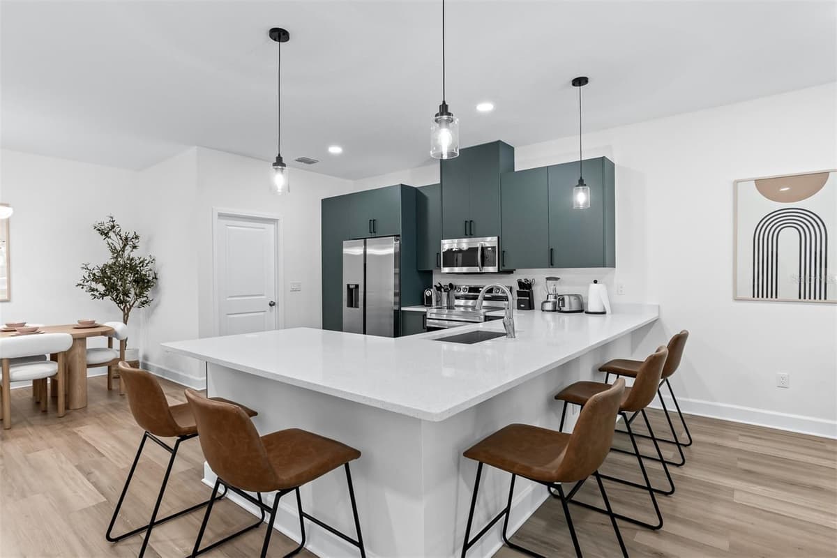 11421 & 11423 WELDON STREET — photo 7 of 56