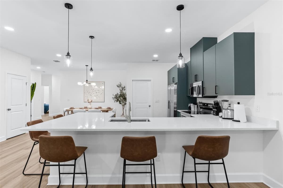 11421 & 11423 WELDON STREET — photo 9 of 56