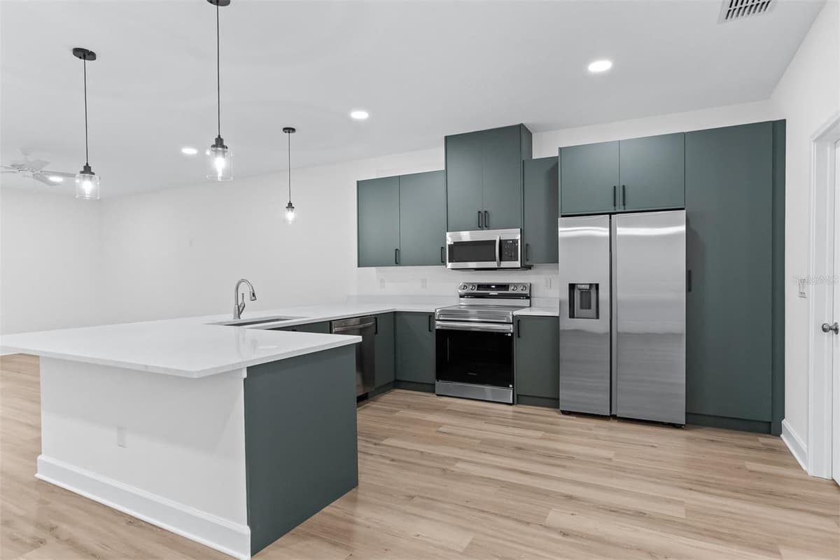 11421 & 11423 WELDON STREET — photo 52 of 56