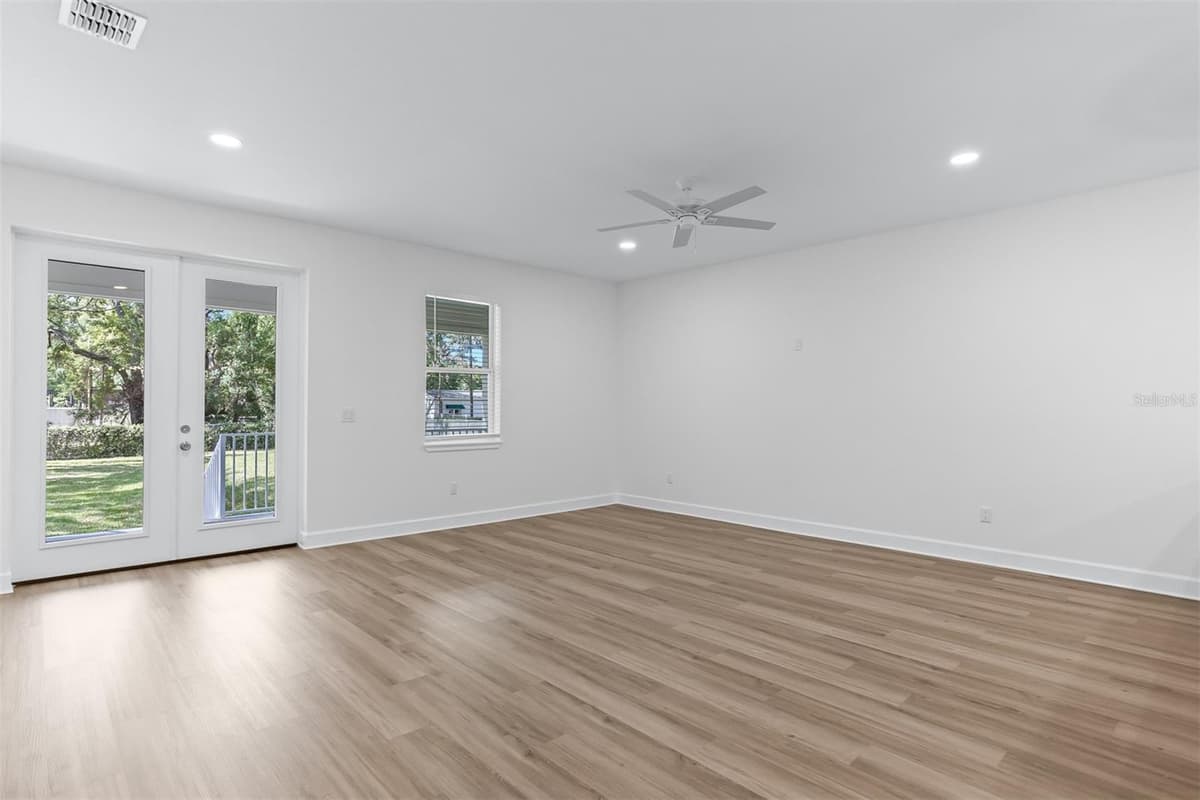 11421 & 11423 WELDON STREET — photo 46 of 56