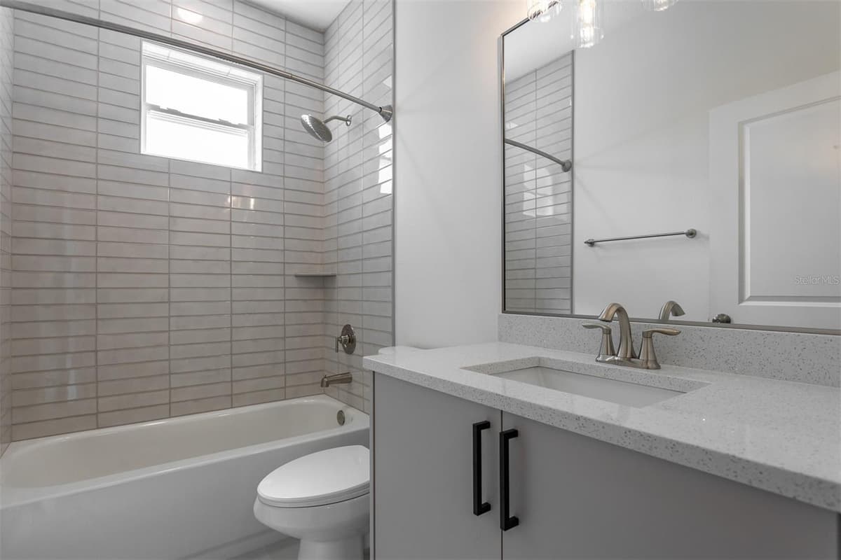 11421 & 11423 WELDON STREET — photo 40 of 56