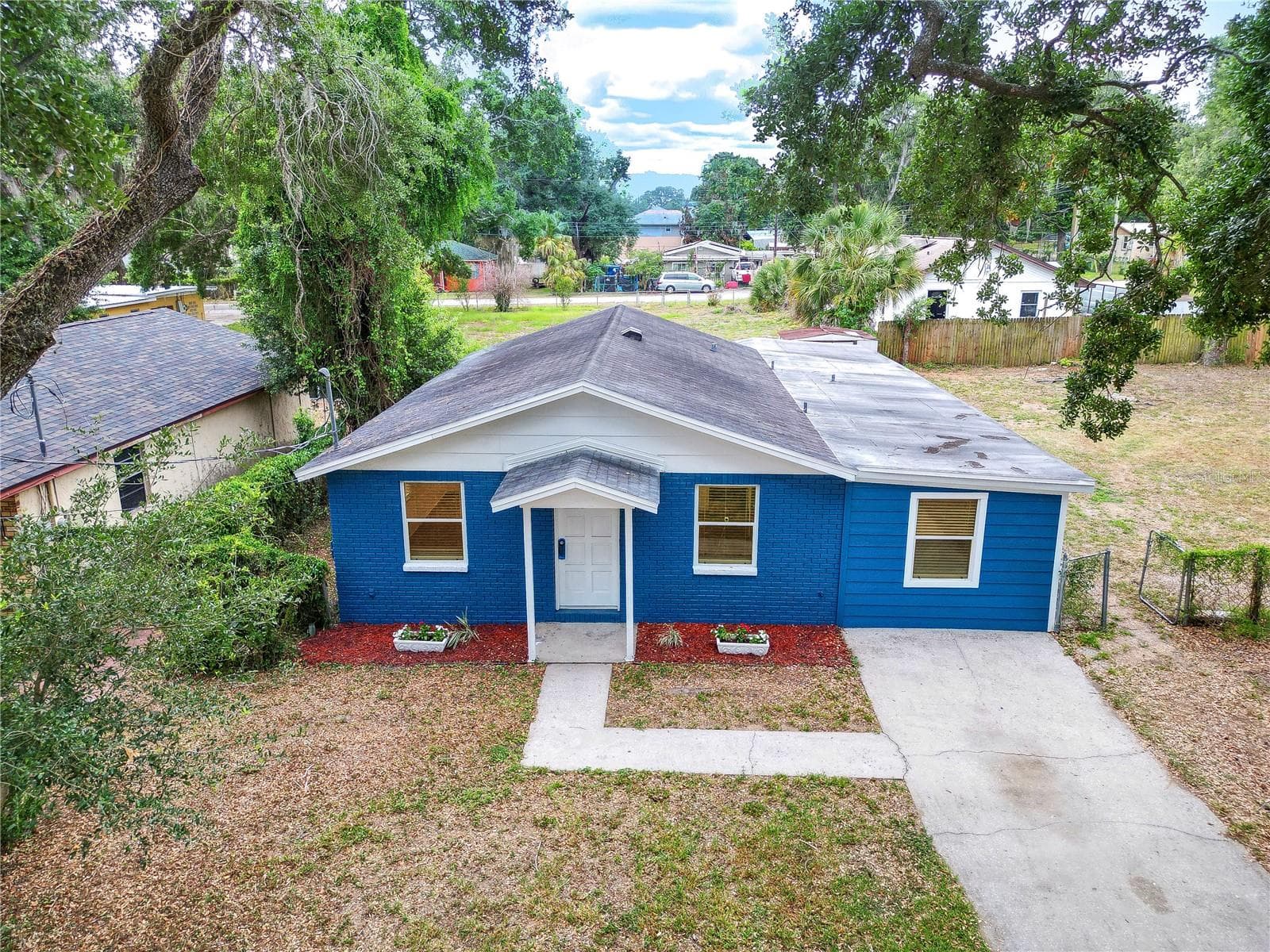 503 MOORE AVENUE — photo 43 of 44