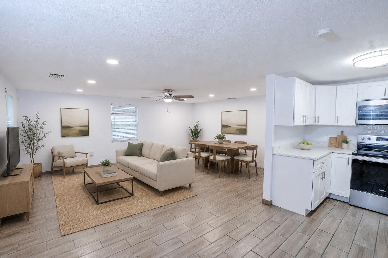 503 MOORE AVENUE — photo 7 of 44