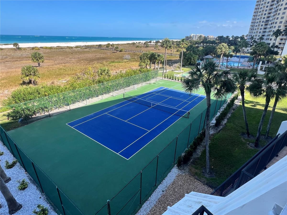 1250 GULF BOULEVARD — photo 12 of 24