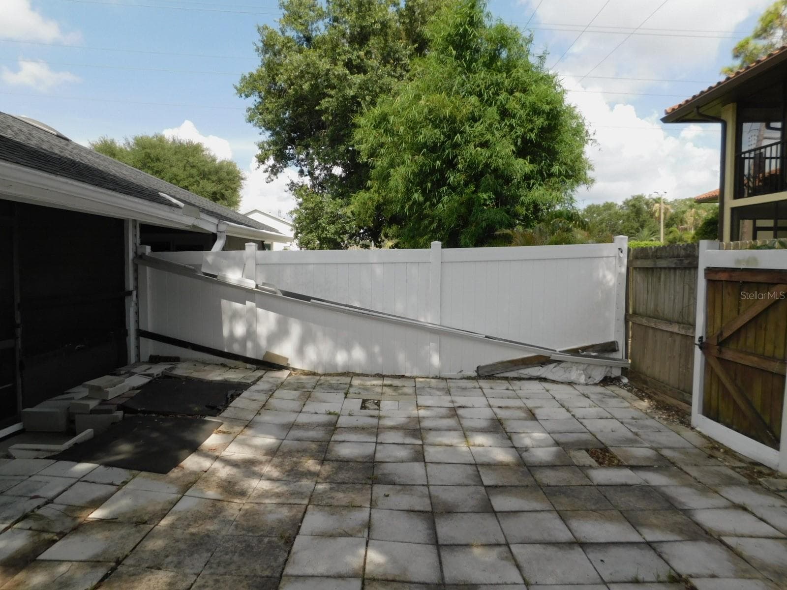 2496 ALHAMBRA COURT — photo 13 of 14
