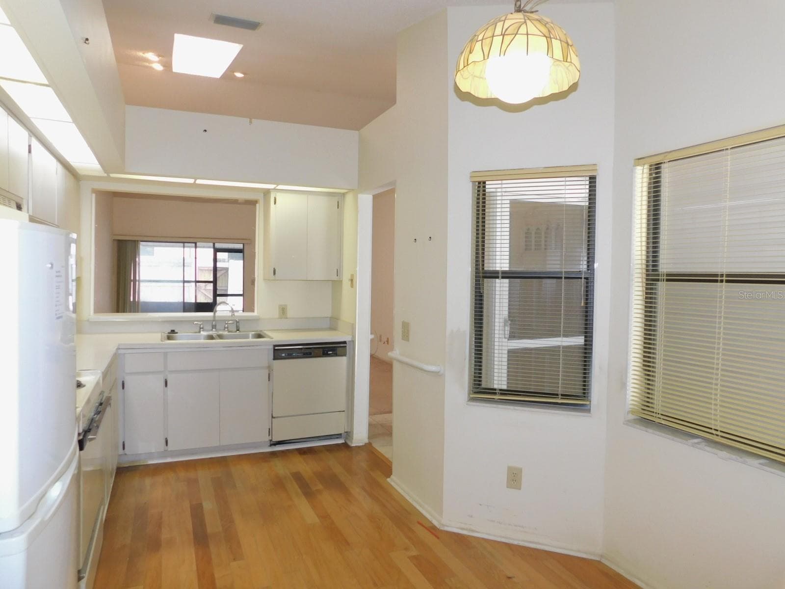 2496 ALHAMBRA COURT — photo 4 of 14