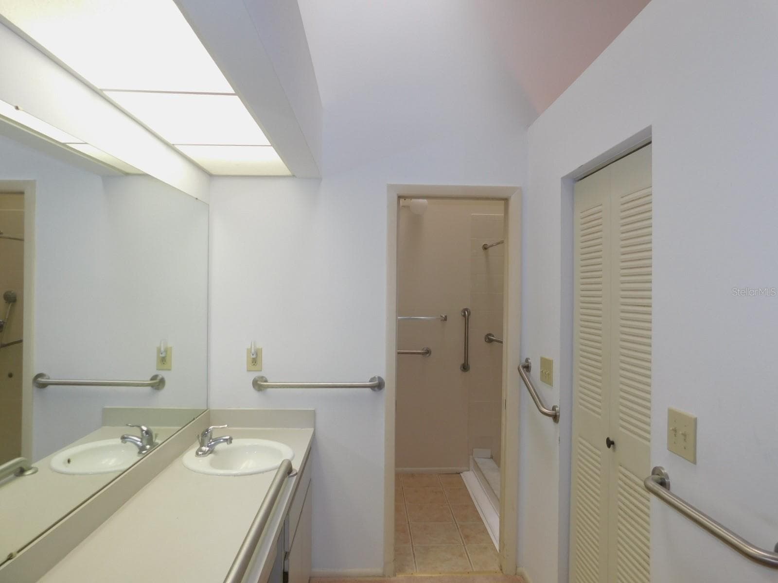 2496 ALHAMBRA COURT — photo 9 of 14