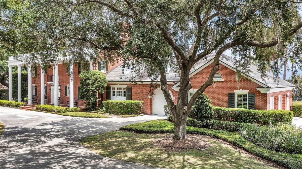 1530 WATERWITCH DRIVE — photo 3 of 88
