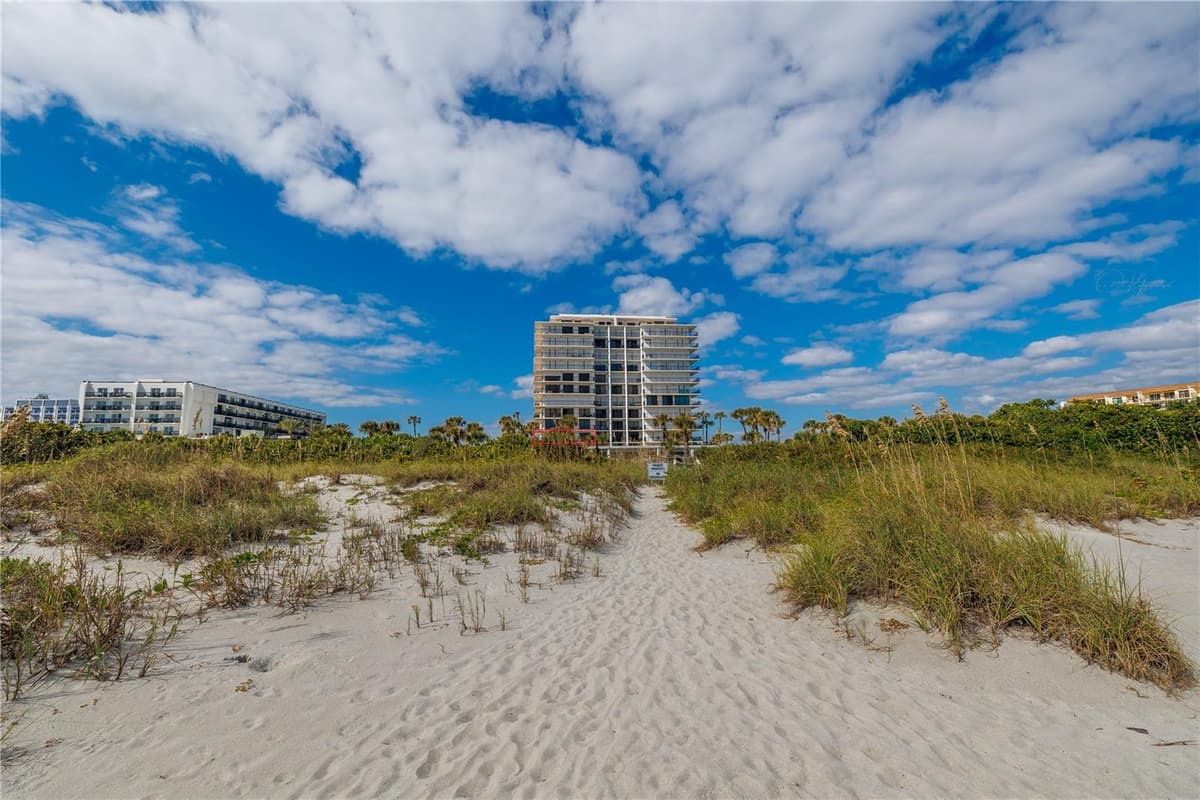 2100 ATLANTIC AVENUE — photo 9 of 30