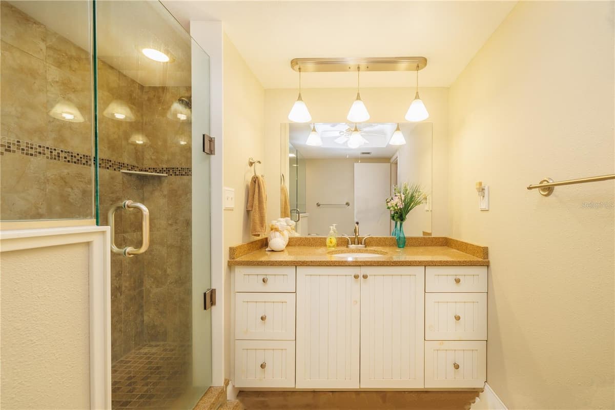 2100 ATLANTIC AVENUE — photo 15 of 30