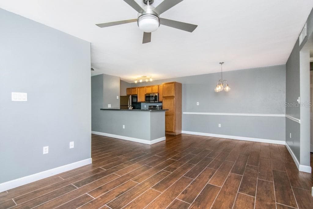 214 LAKE PARSONS GREEN — photo 3 of 16
