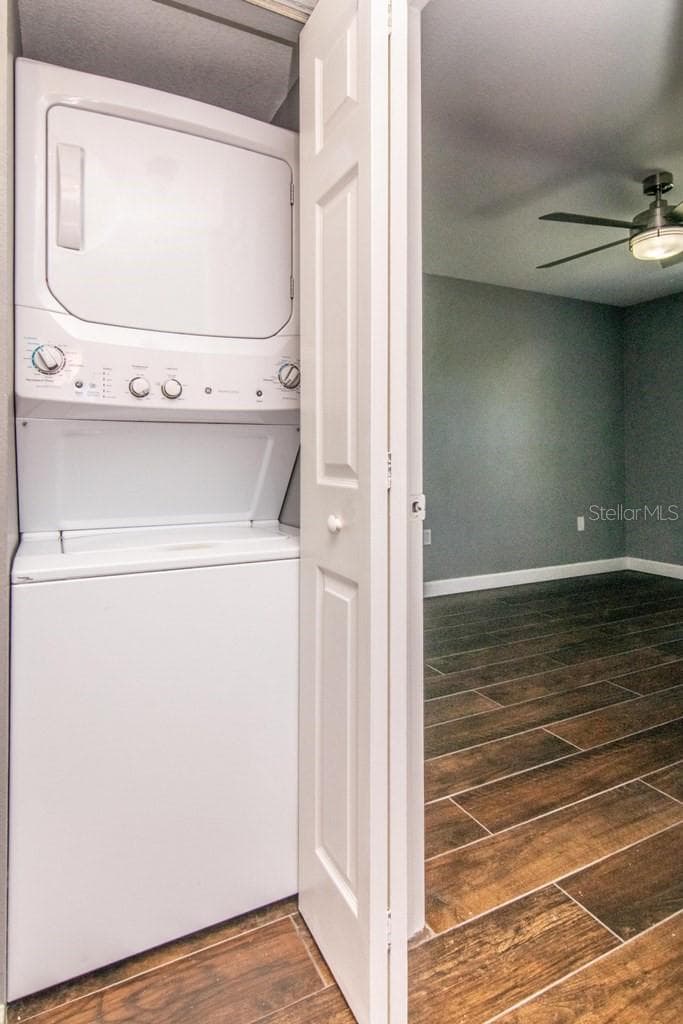 214 LAKE PARSONS GREEN — photo 13 of 16