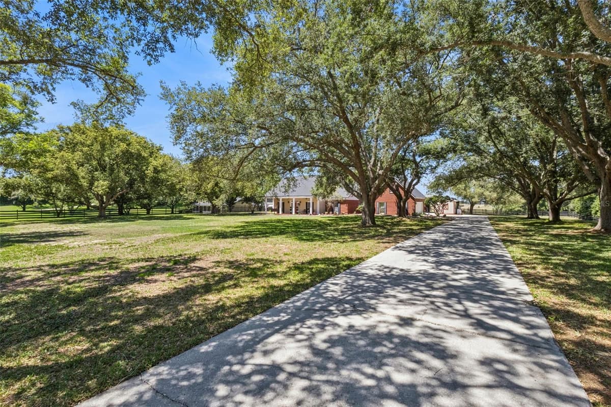 14951 THOROUGHBRED LN — photo 59 of 69