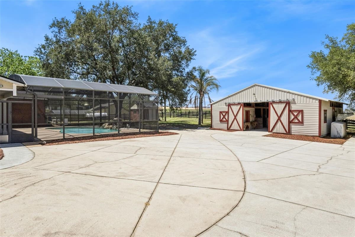 14951 THOROUGHBRED LN — photo 50 of 69