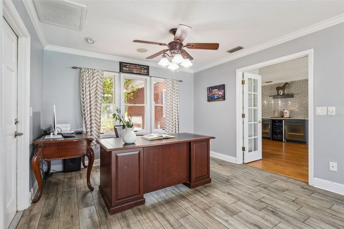 14951 THOROUGHBRED LN — photo 25 of 69