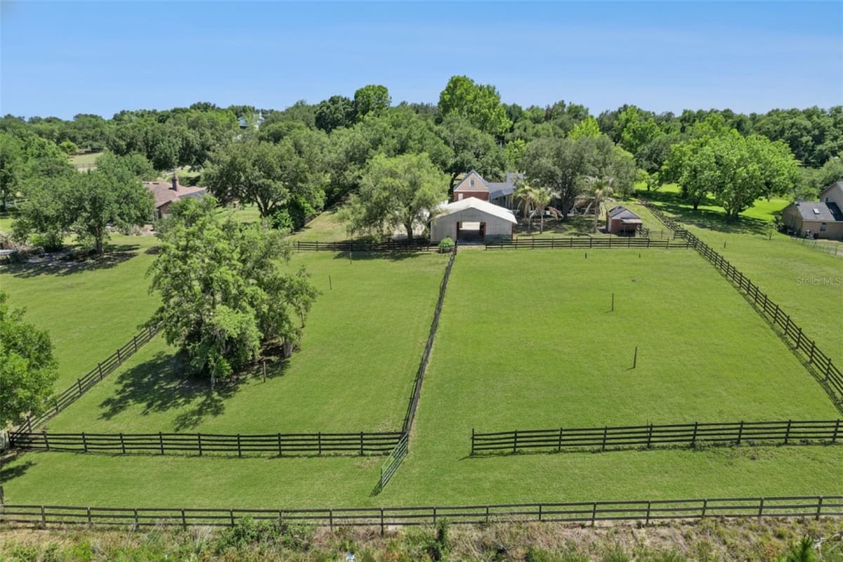 14951 THOROUGHBRED LN — photo 62 of 69