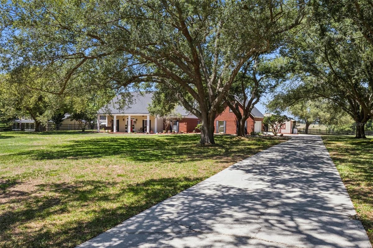 14951 THOROUGHBRED LN — photo 58 of 69