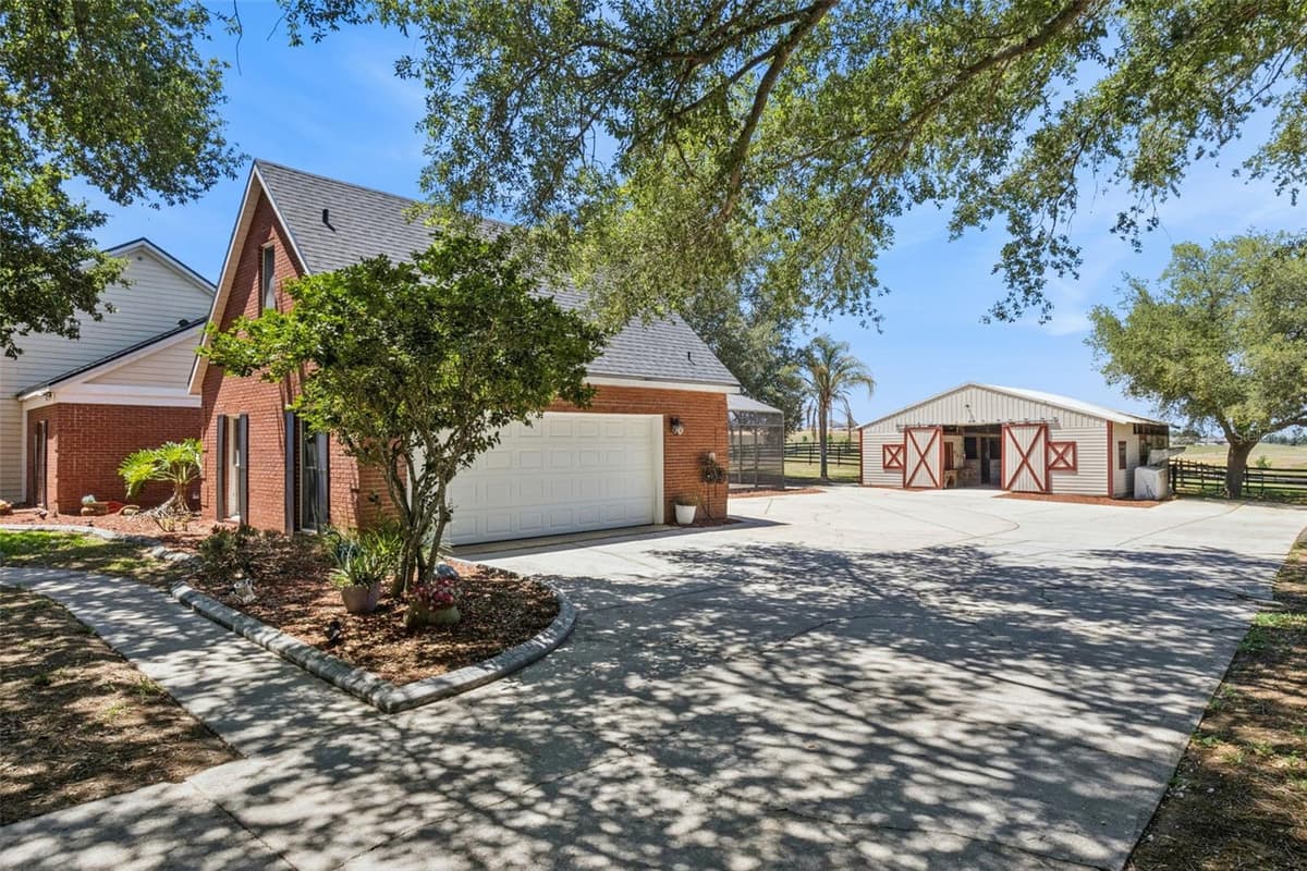 14951 THOROUGHBRED LN — photo 55 of 69