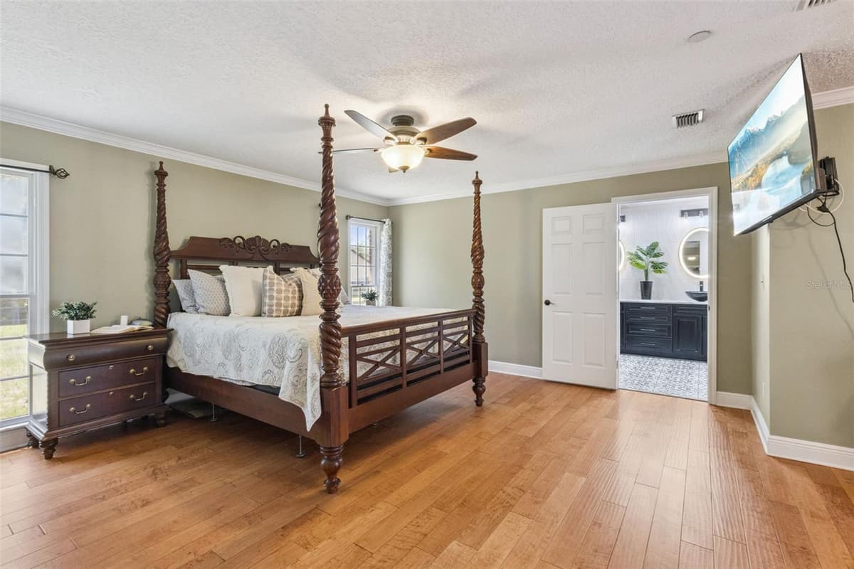 14951 THOROUGHBRED LN — photo 30 of 69