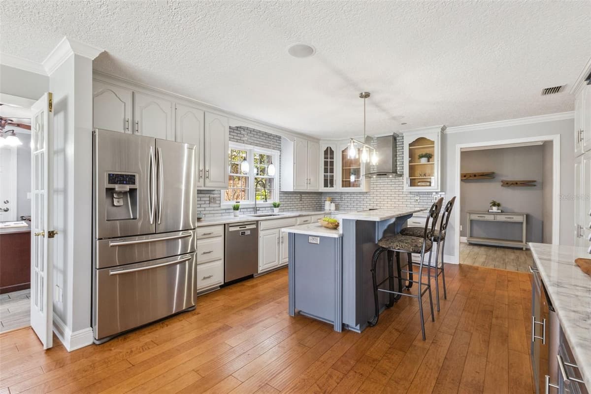 14951 THOROUGHBRED LN — photo 14 of 69