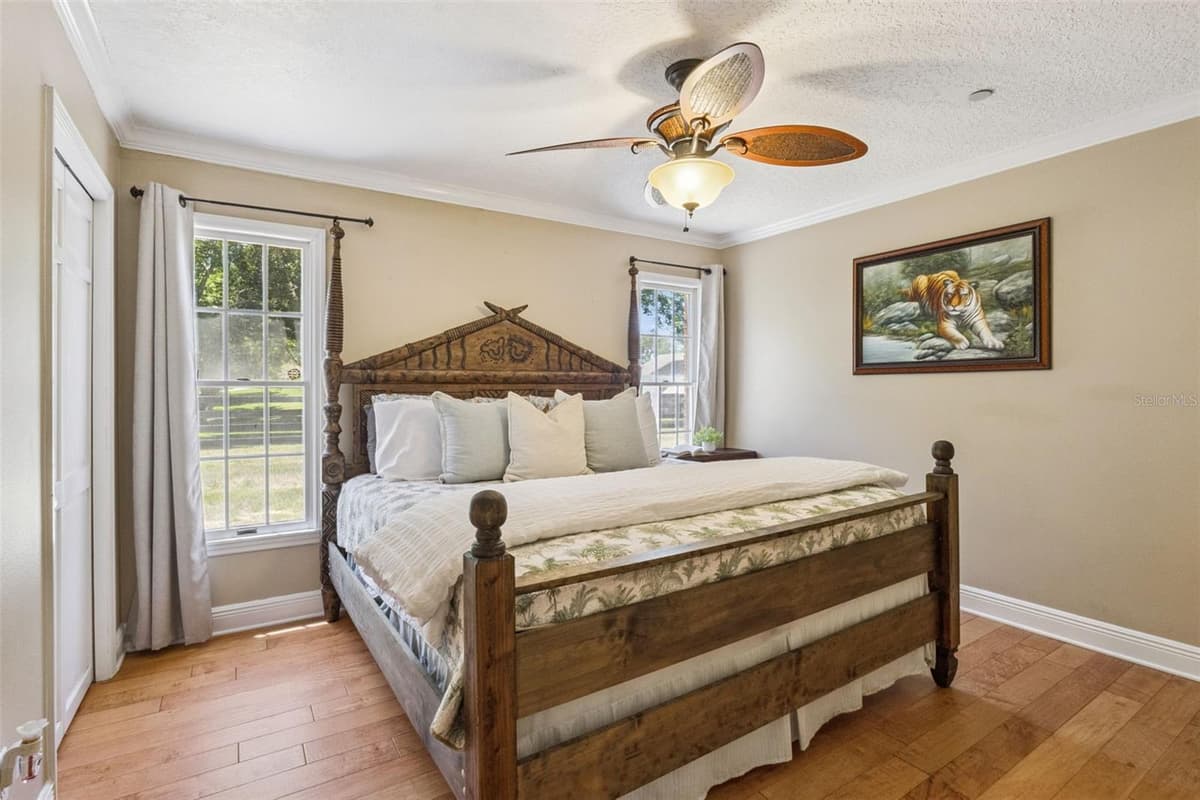 14951 THOROUGHBRED LN — photo 38 of 69