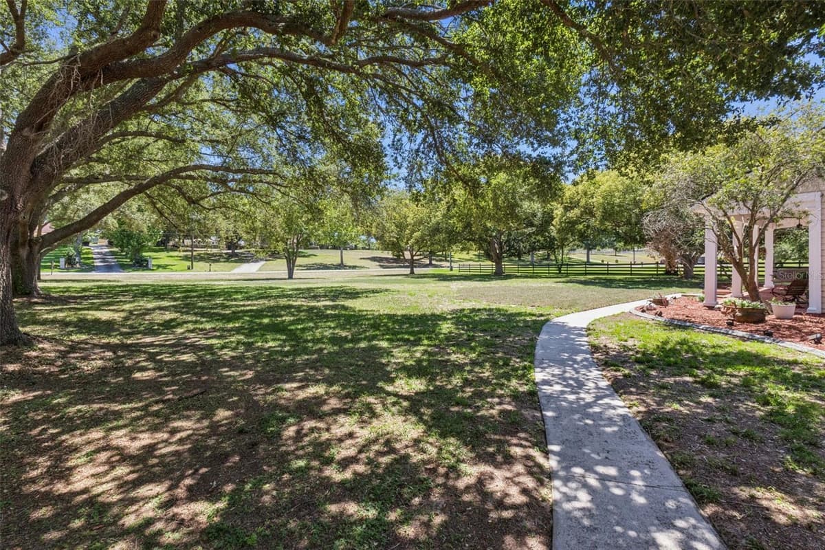 14951 THOROUGHBRED LN — photo 56 of 69