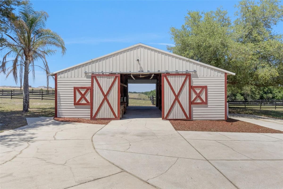14951 THOROUGHBRED LN — photo 49 of 69