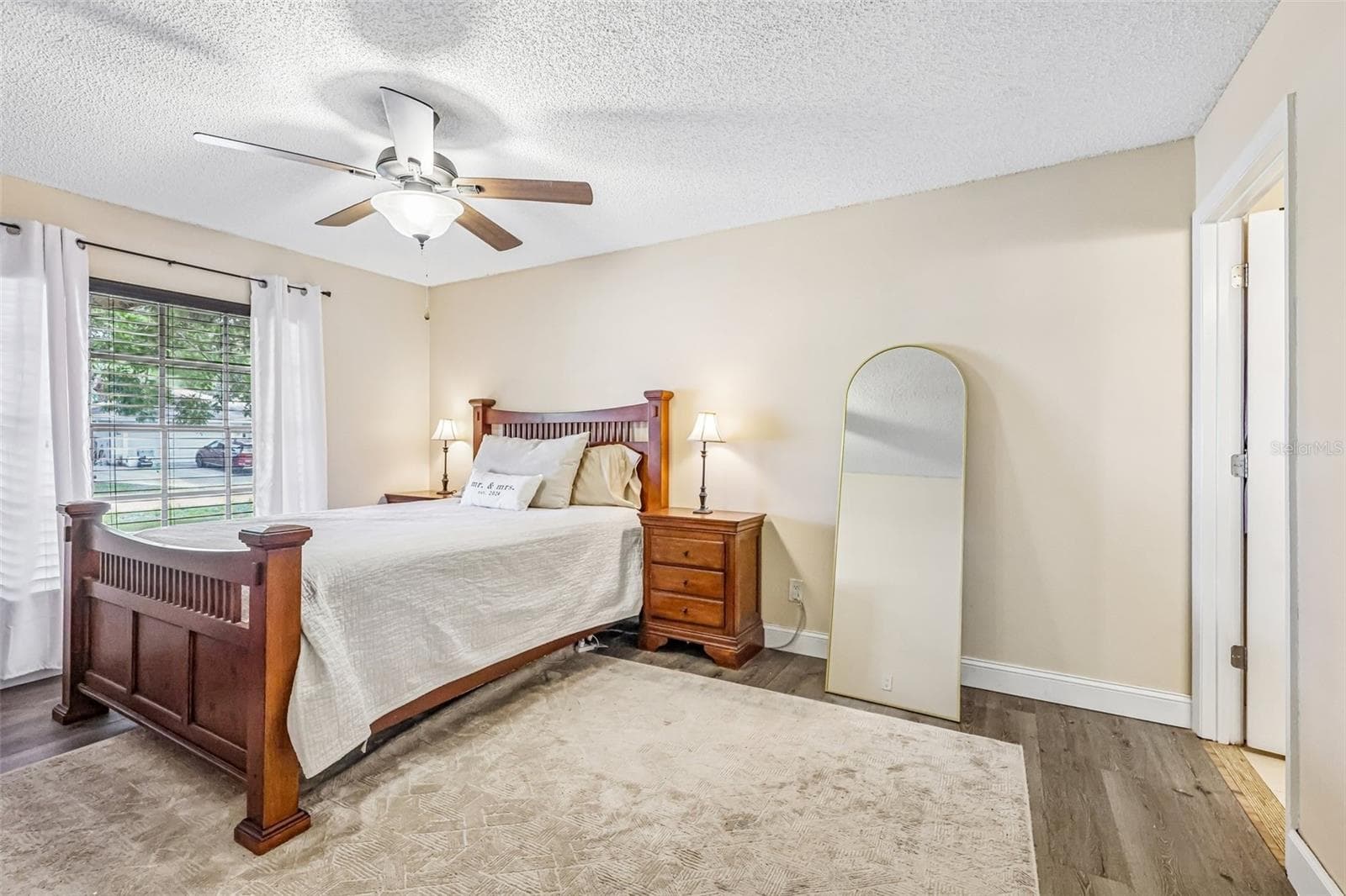6289 LEONARD AVENUE — photo 8 of 32