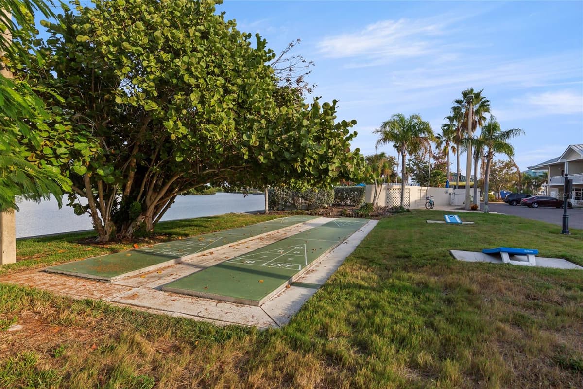 611 DESTINY DRIVE — photo 40 of 57