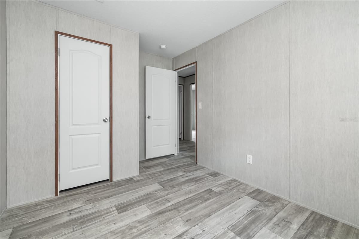 25031 ANTLER STREET — photo 18 of 38