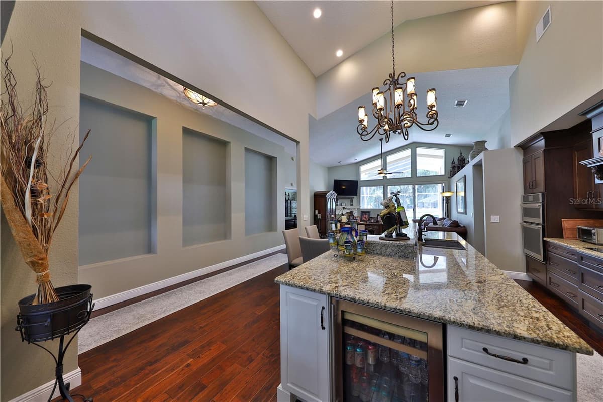 2578 EKANA DRIVE — photo 7 of 22