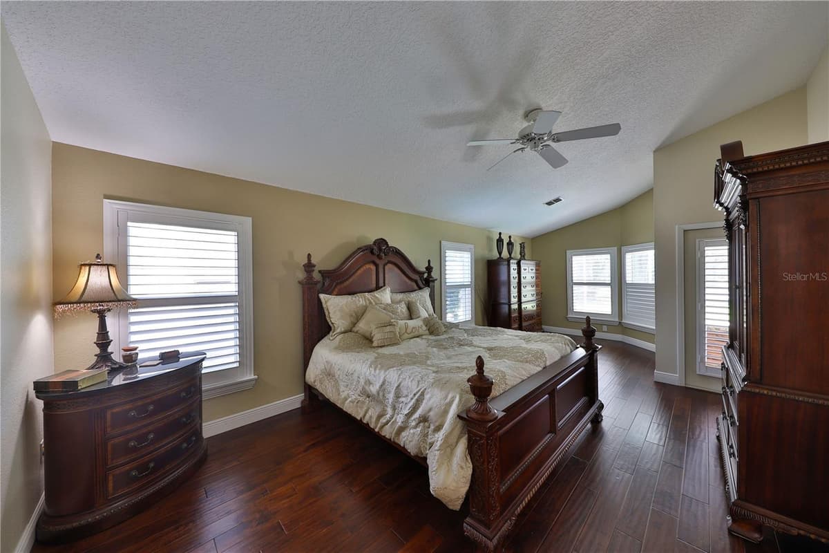2578 EKANA DRIVE — photo 11 of 22