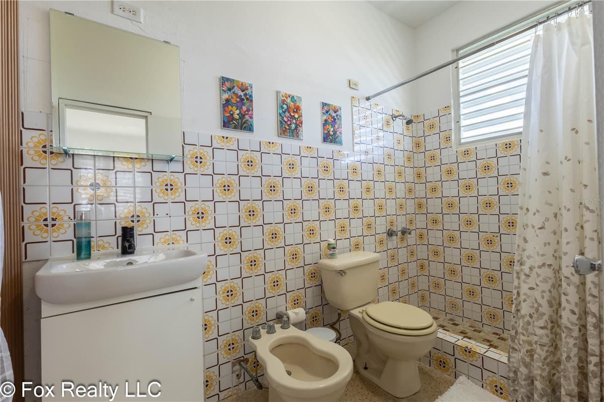 412 INT CARR BO PUEBLO — photo 22 of 26