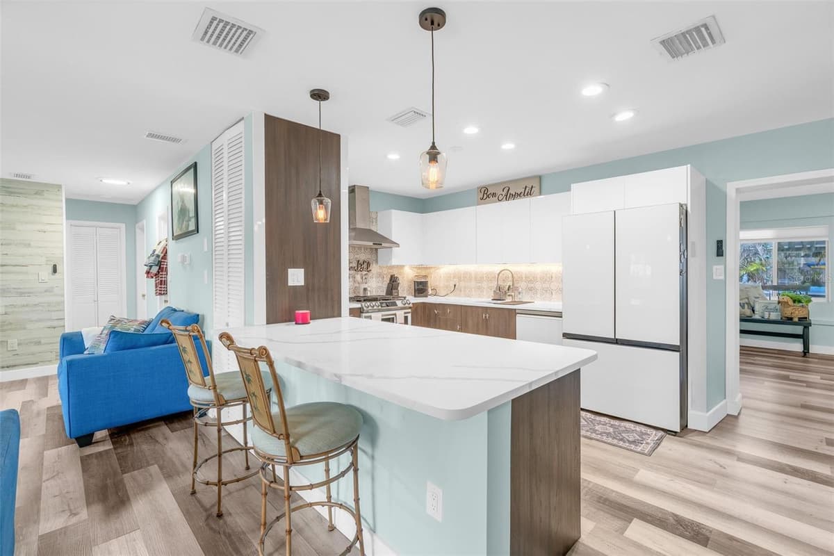 2824 OAK LEA DRIVE — photo 8 of 33