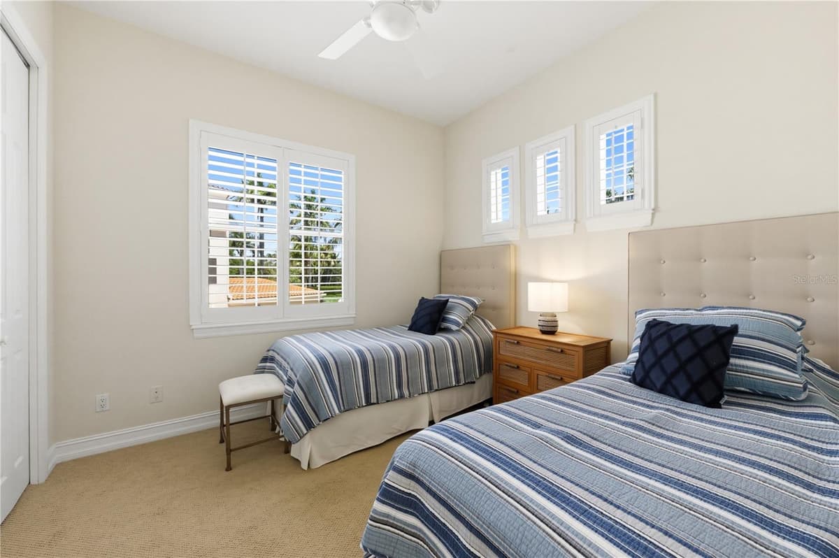 2859 TIBURON BOULEVARD — photo 36 of 47