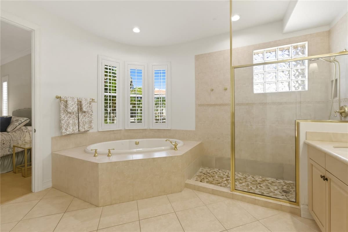 2859 TIBURON BOULEVARD — photo 33 of 47